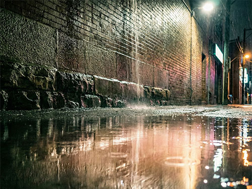 Мокрая стена