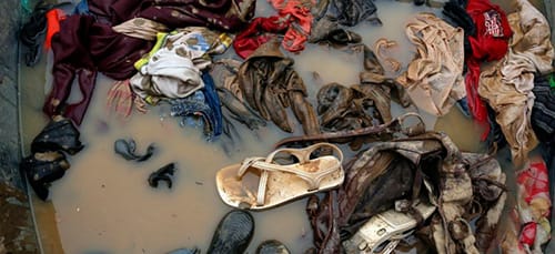 Носить свои вещи во сне. veshi 1. Носить свои вещи во сне фото. Носить свои вещи во сне-veshi 1. картинка Носить свои вещи во сне. картинка veshi 1. В жизни мы все время окружены какими-либо вещами. Без них сложно представить обыденное существование. Но, не существует одной-единственной трактовки, к чему снятся вещи. Толкование напрямую зависит от того, что именно был за увиденный во сне предмет. Ниже перечислены наиболее распространённые варианты толкования сновидения, взятые из разных сонников.