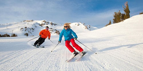 Кататься на лыжах