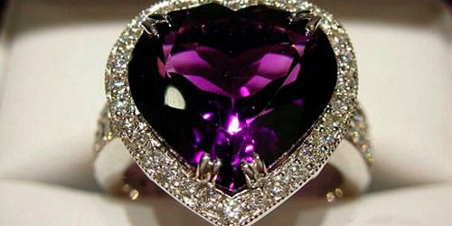 кольцо с фиолетовым камнем во сне