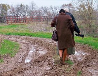 Испачкаться во сне грязью к чему снится