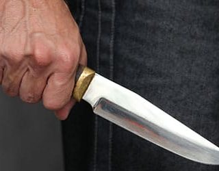 Можно повредить руку во сне. porezali nozhom 2. Можно повредить руку во сне фото. Можно повредить руку во сне-porezali nozhom 2. картинка Можно повредить руку во сне. картинка porezali nozhom 2. К чему снится раненая рука? Видение во сне зачастую предвещает недоразумения, ссоры, неблагоприятный поворот в делах, активное противодействие поступкам сновидца. Но иногда такой сюжет может сулить прибыль или примирение после давней ссоры — говорит сонник.