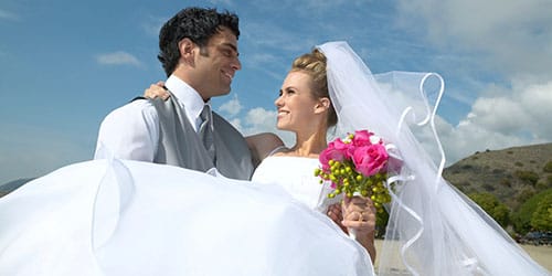 К чему снится замужней женщине выходить замуж в белом платье thumbnail