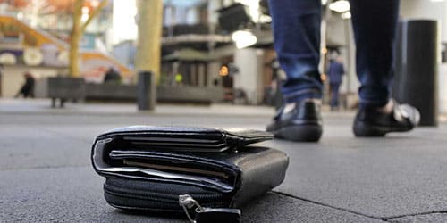 Потерять кошелек на улице