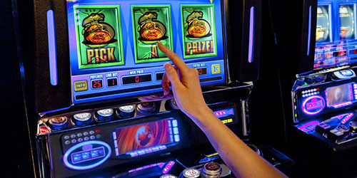 Играть в игровой автомат во сне казино эль рояль фильм смотреть онлайн