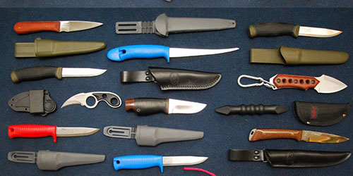 много ножей