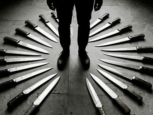 Много ножей